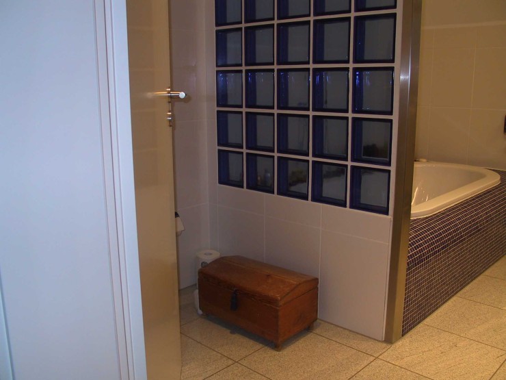 Click for original image 159k 2048x1536